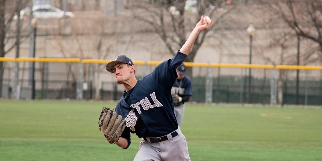 Baseball Holds Off Endicott, 3-2, in Game 1