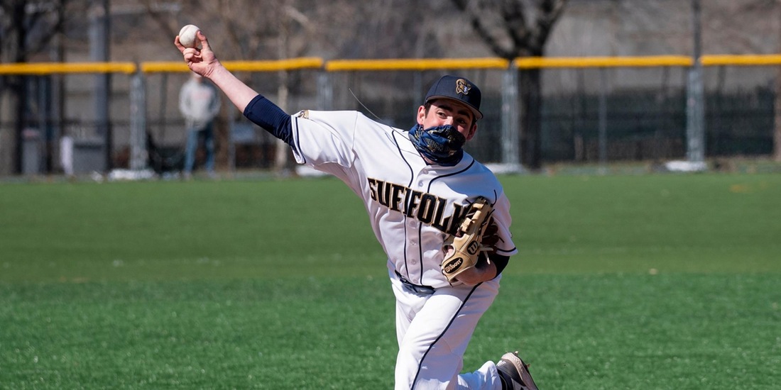 Baseball Clips Curry, 3-0, in Five Innings