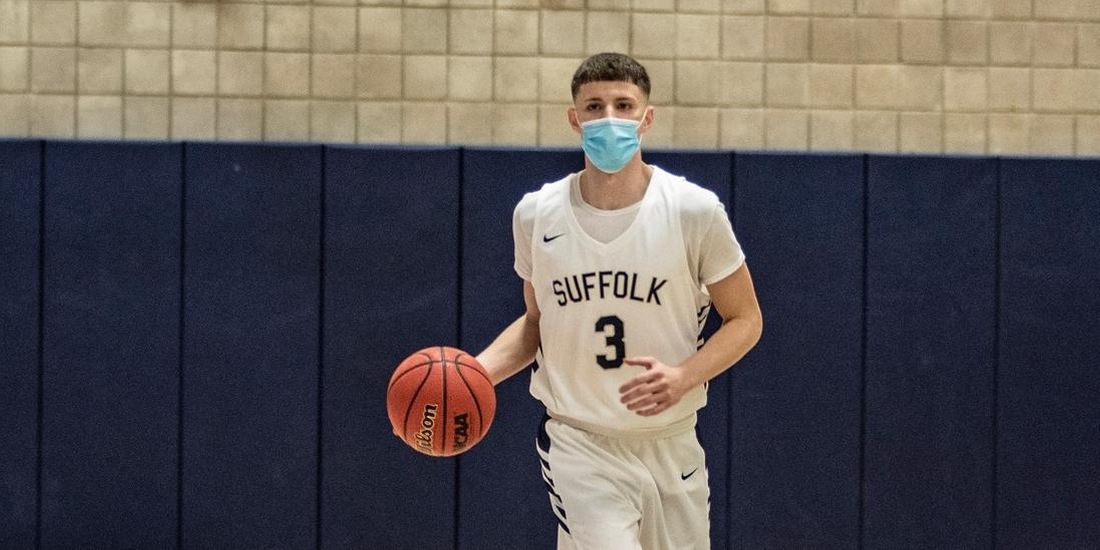 Men&rsquo;s Basketball Holds Off Emerson in Boston Battle, 103-91