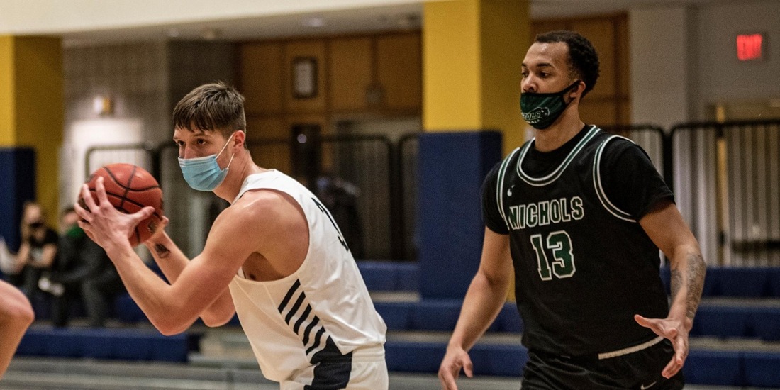 Men&rsquo;s Basketball Home Opener Features #11 Tufts Thursday