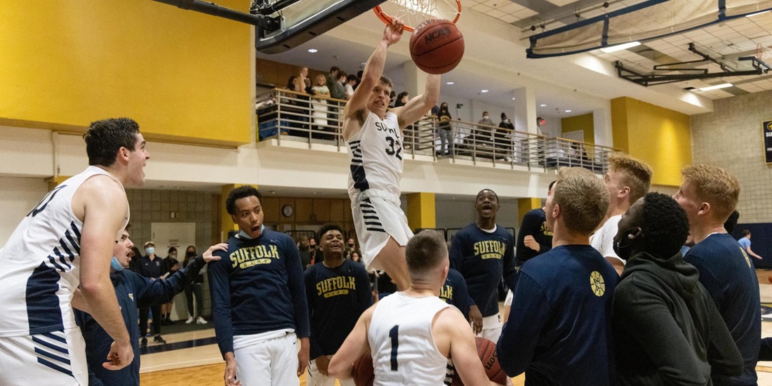 Men&rsquo;s Basketball Cruises Past Western New England, 100-62