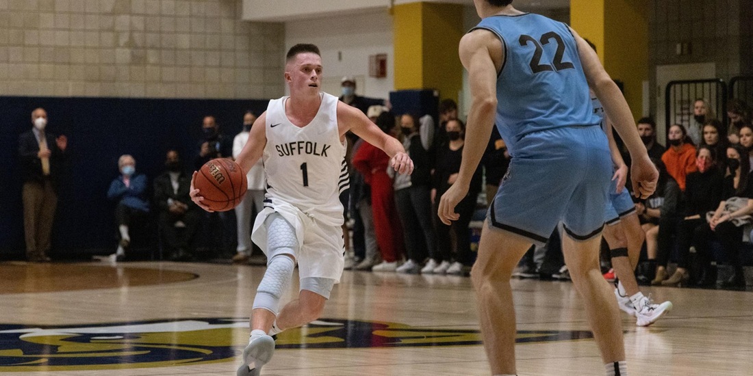 Men&rsquo;s Basketball Coasts Past Roger Williams, 87-74