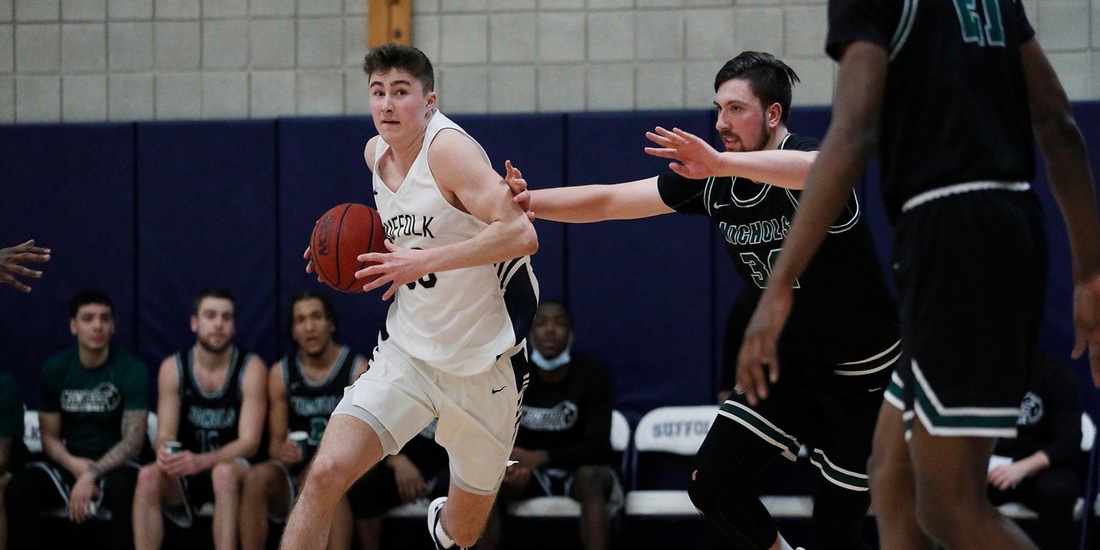 Men&rsquo;s Basketball Pays Wentworth a Visit Wednesday