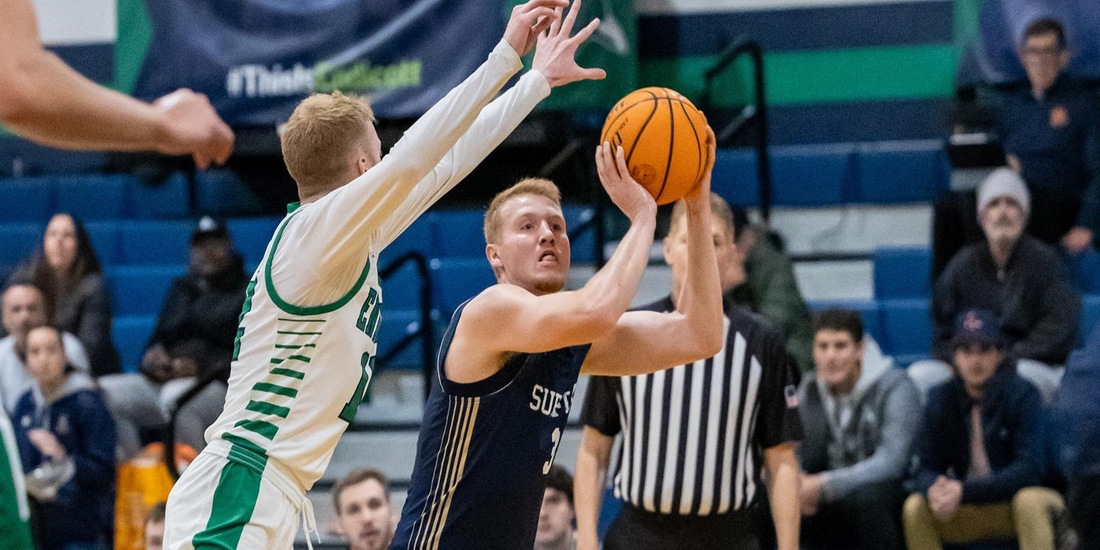 Men&rsquo;s Basketball Hands WNE First CNE Loss of Season, 70-60