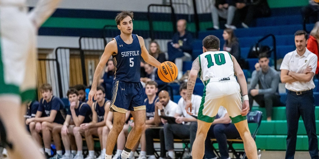 Men&rsquo;s Basketball to Face UNE Tuesday