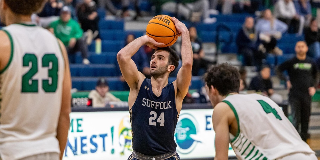 Second Half Sends Men&rsquo;s Basketball by UNE, 92-64