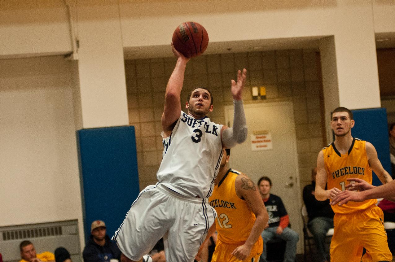 Men&rsquo;s Basketball Rolls Past Johnson State, 83-65