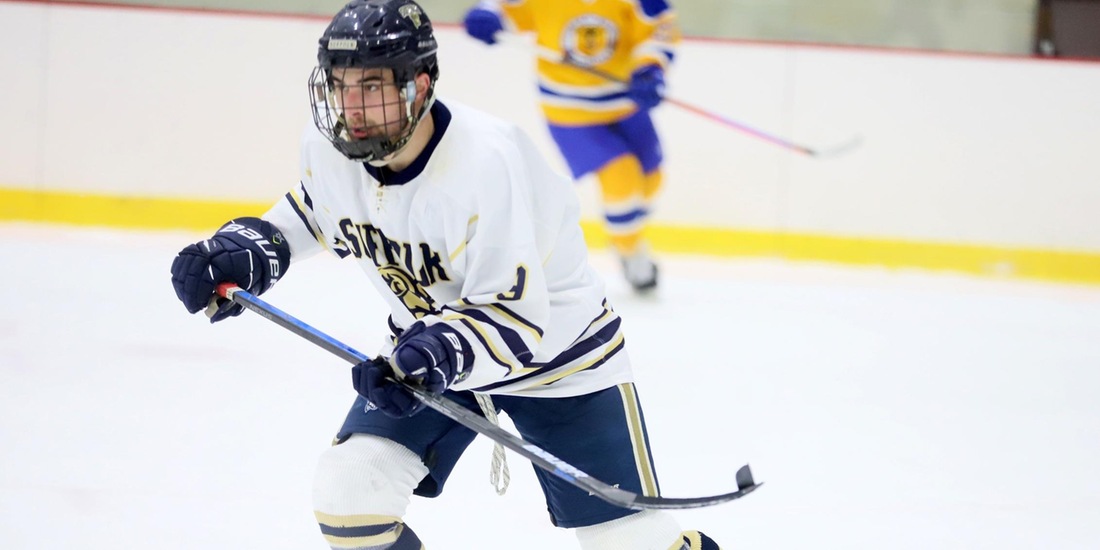 Men&rsquo;s Hockey Slips Past Nichols, 2-1