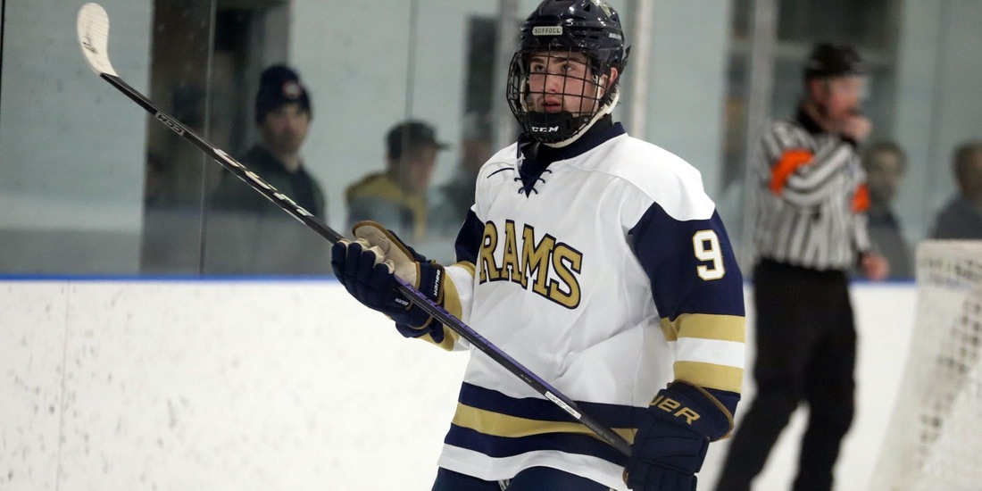 Men&rsquo;s Hockey to Compete in Bowdoin Colby Classic