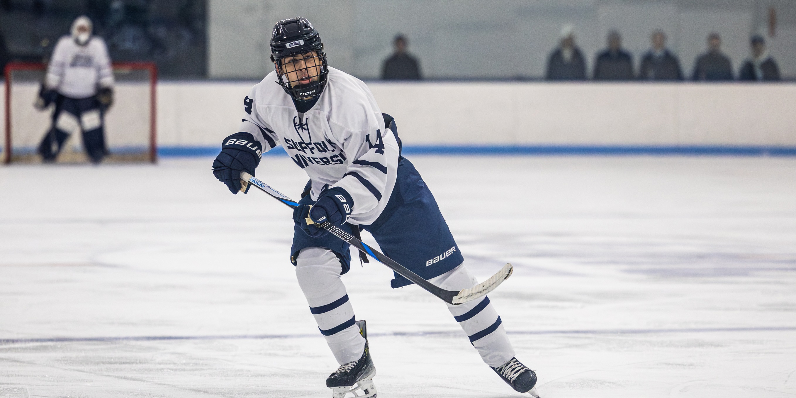 Men&rsquo;s Hockey Ties No. 12 Endicott, 2-2