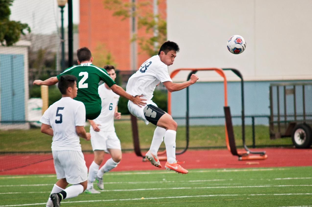 Men&rsquo;s Soccer Stops by Pine Manor for Midweek Tilt