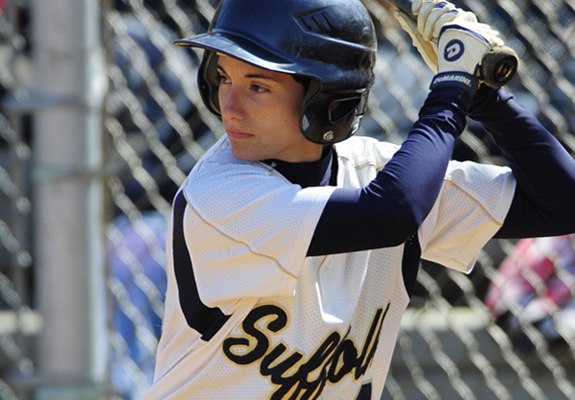 Softball Drops GNAC Twinbill to Norwich