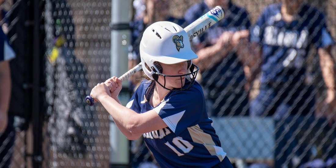 Trinity Texas Takes Down Softball 2-0