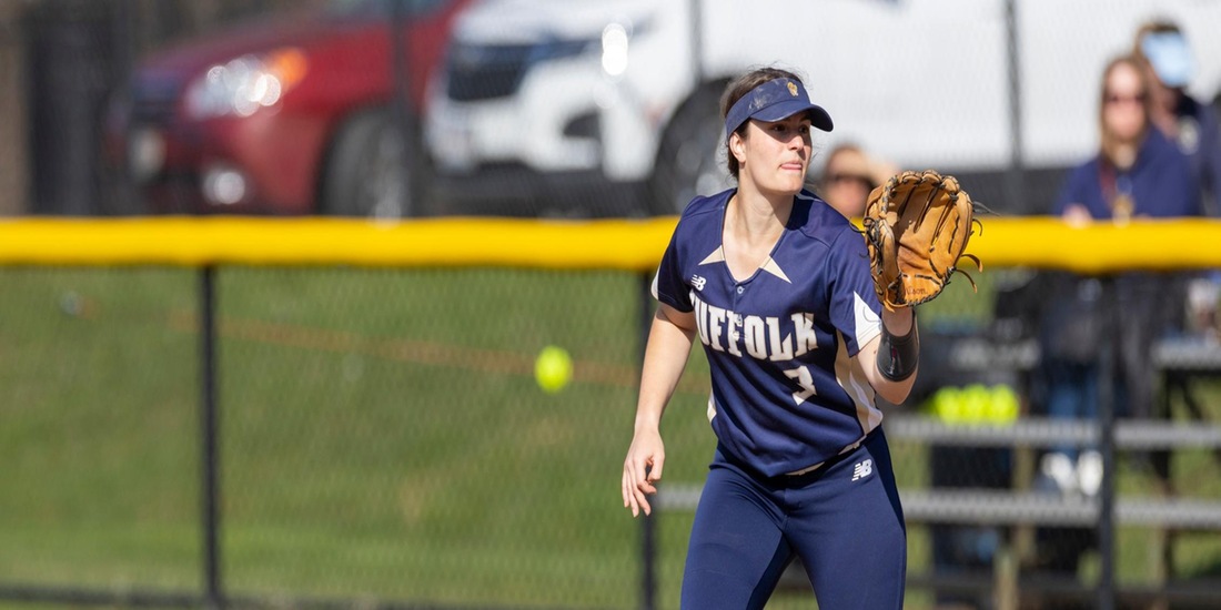Softball Falls to Wentworth in Game 2, 6-2