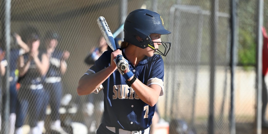 Softball Rallies Past UNE in Nightcap, 4-3