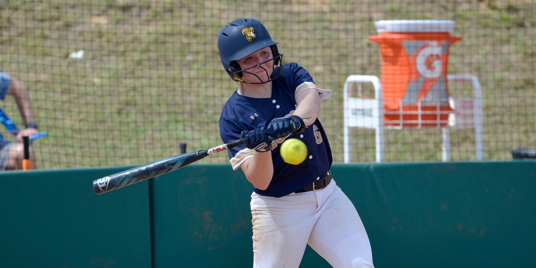 UNE Walks Off Softball in 11th Inning, 7-6