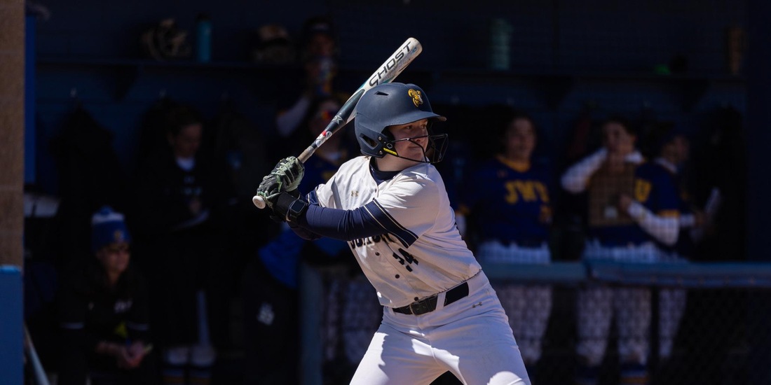Endicott, Wentworth Makes up Softball&rsquo;s Weekend