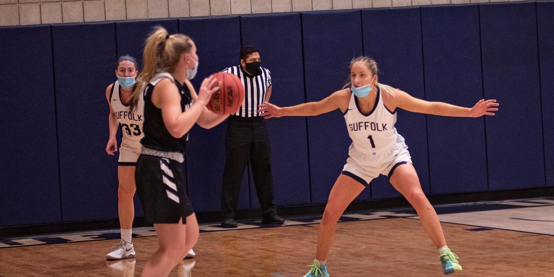 Women&rsquo;s Basketball Rolls to Fifth Straight Win, Downs Gordon, 64-41