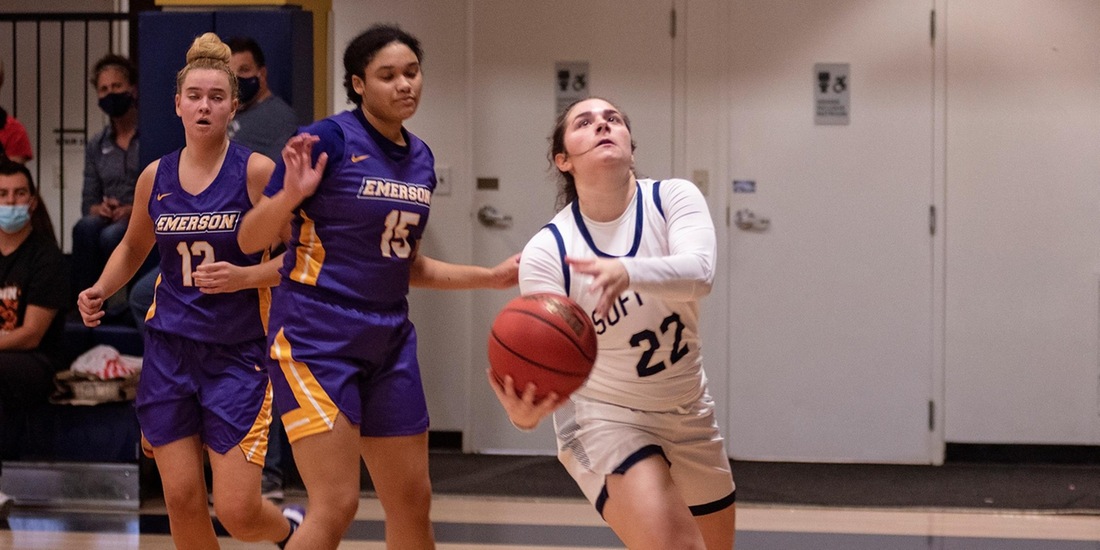 Women&rsquo;s Basketball Wins Boston Battle, Defeats Emerson, 83-64
