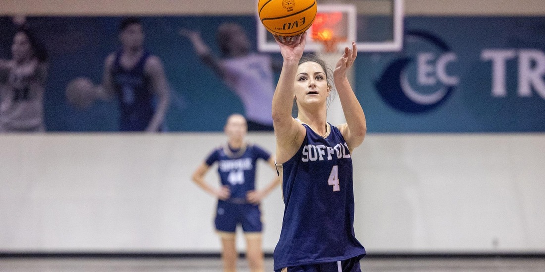 Women&rsquo;s Basketball Flies by Wentworth, 55-36, for Fifth Straight Win