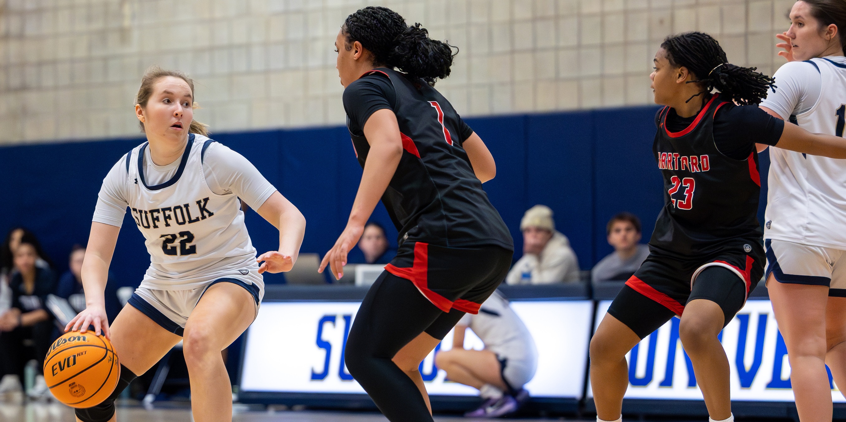 Hartford Downs Women&rsquo;s Basketball, 56-42