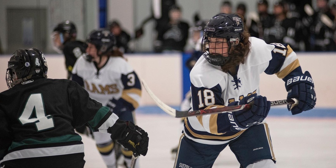 Women&rsquo;s Hockey Bests UMass Boston, 2-1