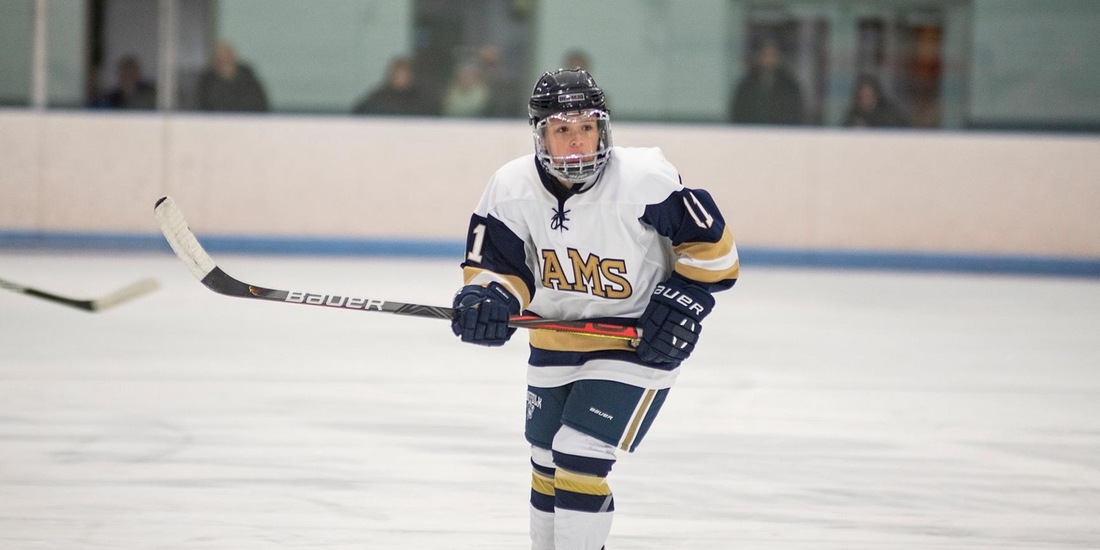 Women&rsquo;s Hockey Scores Program Record in 10-3 Victory Over Curry