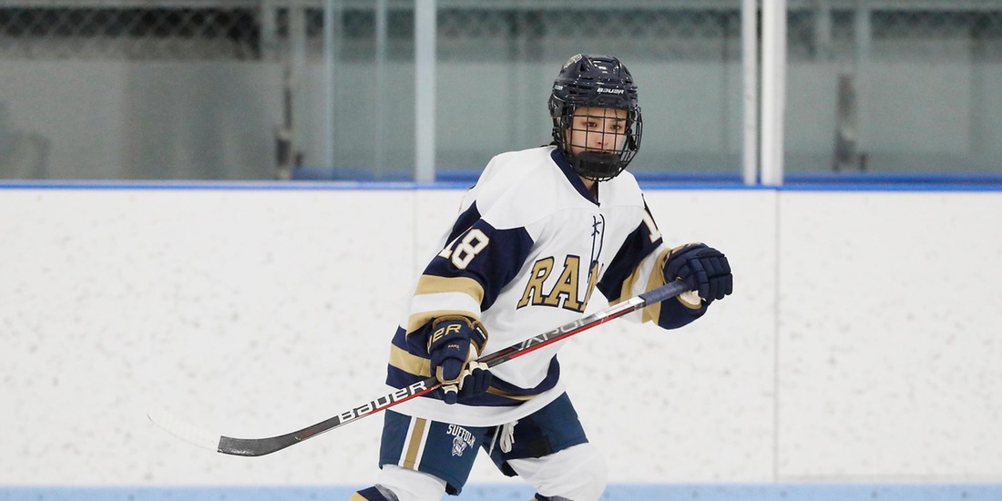 Women&rsquo;s Hockey Charges Past Curry, 6-1