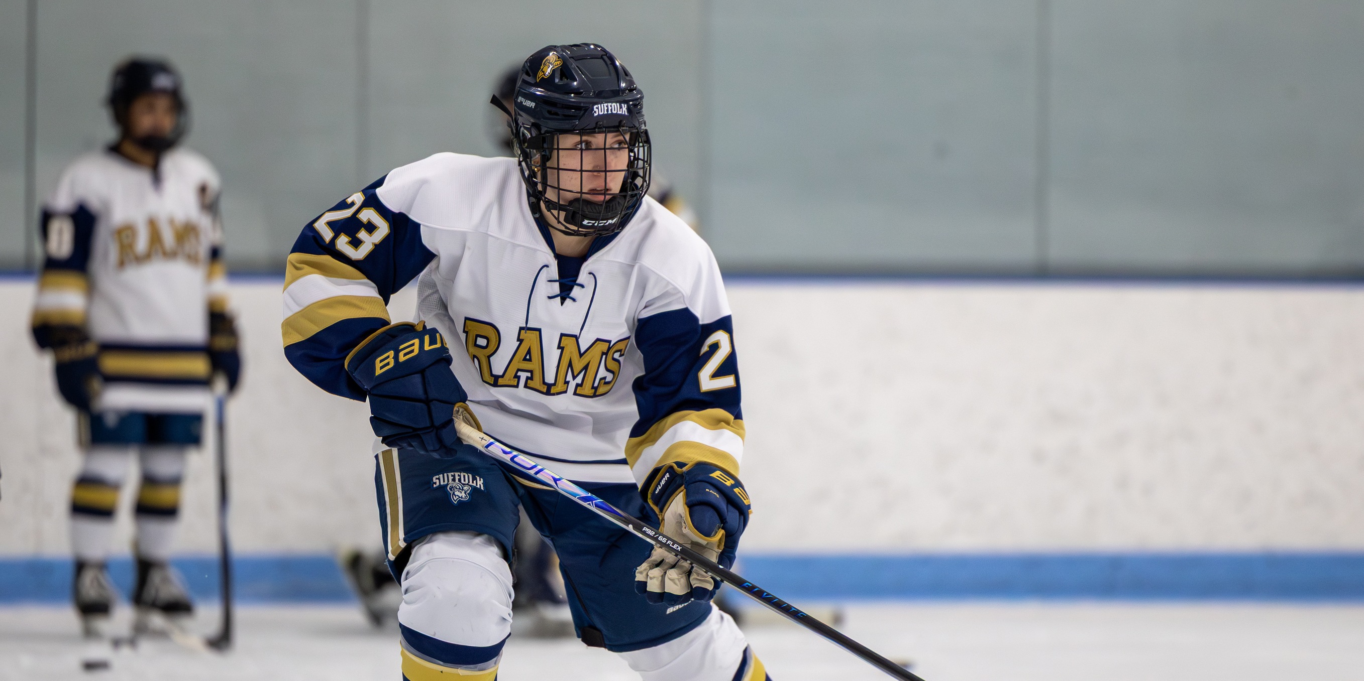 Curry Clips Women&rsquo;s Ice Hockey in Season Opener, 6-3