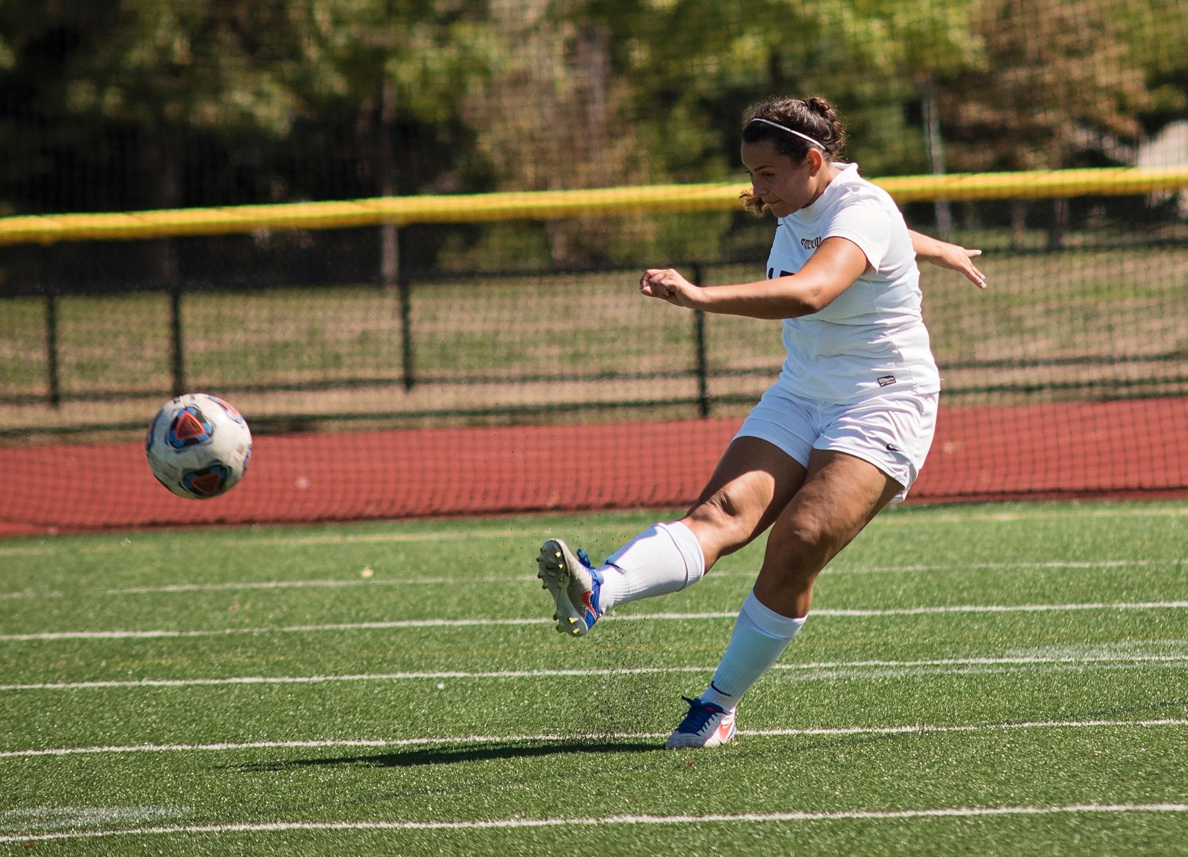 Women&rsquo;s Soccer Caps Off Regular Season at Mass. Maritime Tuesday