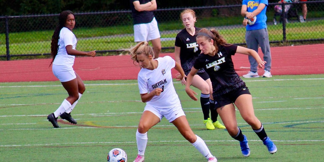 Women&rsquo;s Soccer Heads to UNE Tuesday