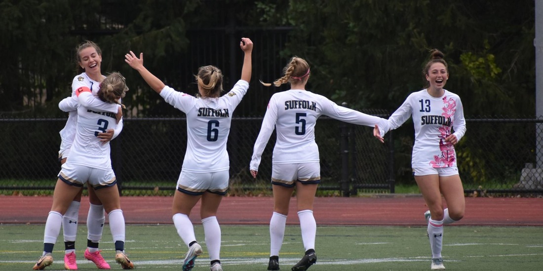Women&rsquo;s Soccer Overpowers Nichols, 8-1