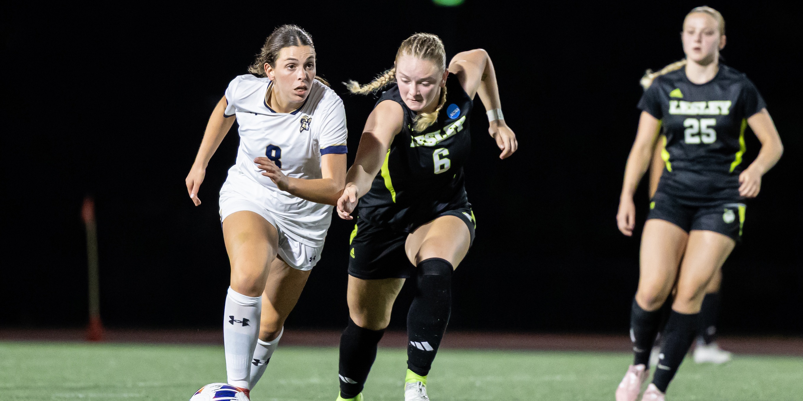 Women&rsquo;s Soccer Ties Lesley, 1-1