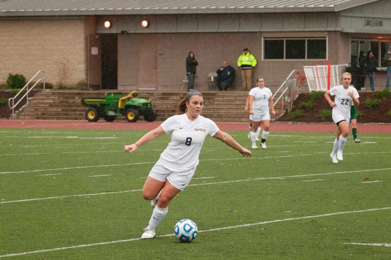 Women's Soccer Top Rivier 1-0