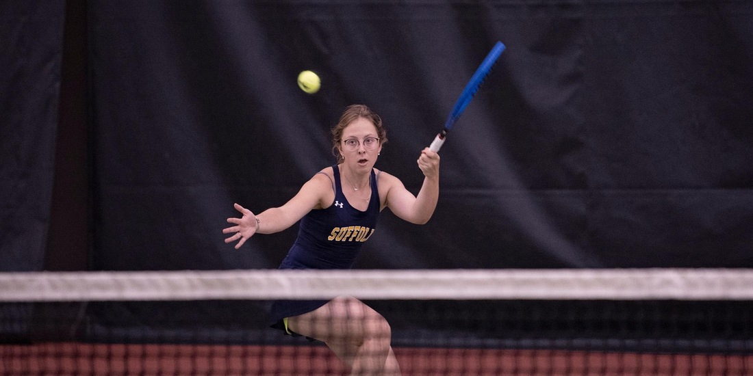 Women&rsquo;s Tennis Falls at Regis, 8-1