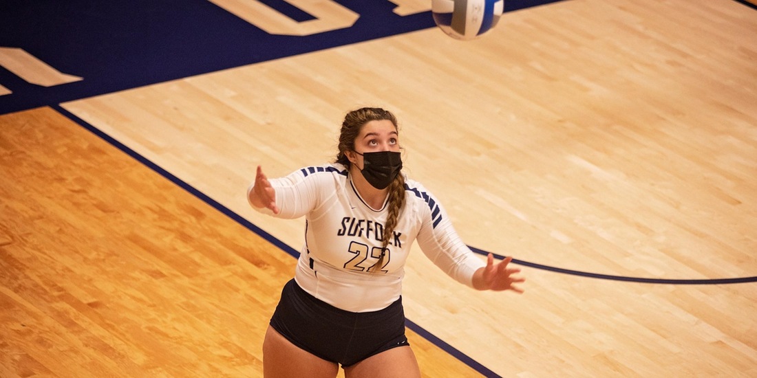 Regis Blocks Volleyball in Straight Sets